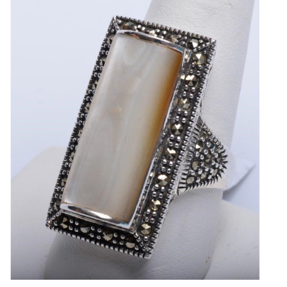 925 Sterling Silver Marcasite and blush ring
